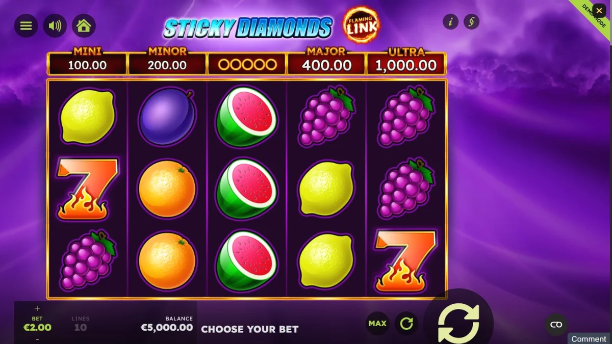 Tampilan antarmuka slot Sticky Diamonds Flaming Link dengan simbol buah klasik dan latar belakang petir.